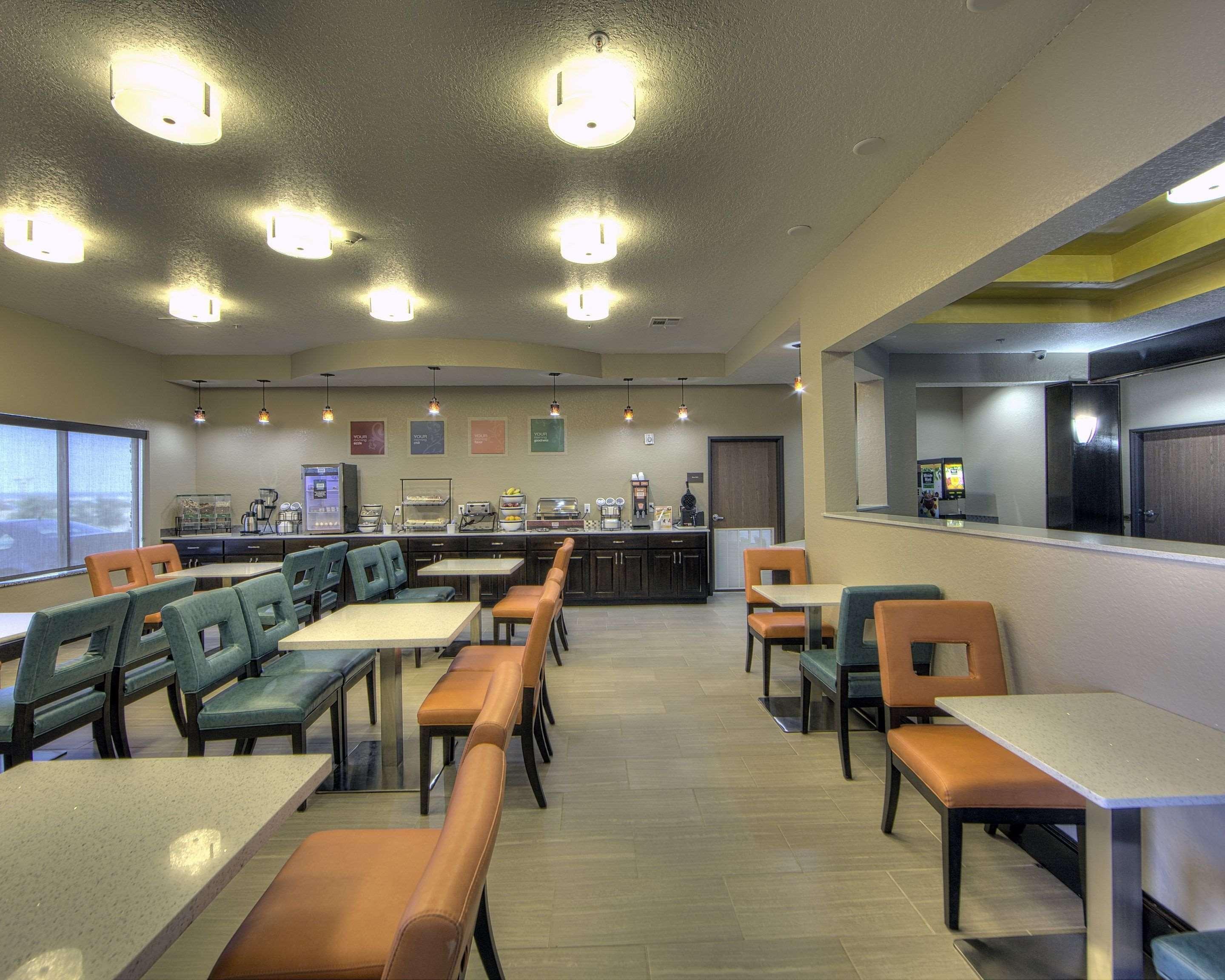 Hotel Comfort & Suites, White Settlement-fort Worth West, Tx Fort Worth
