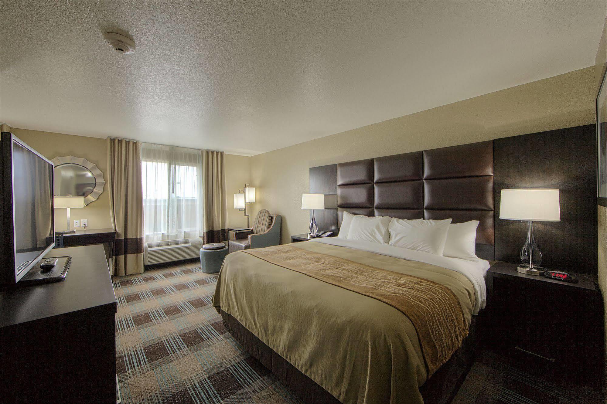 Comfort & Suites, White Settlement-fort Worth West, Tx Fort Worth